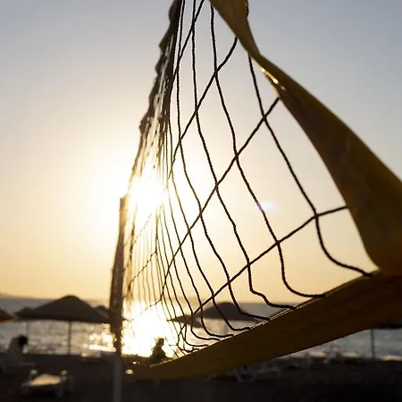 Hampton By Hilton Izmir ホテル