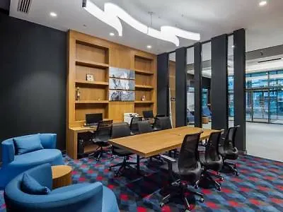 Hampton By Hilton Izmir Hotel