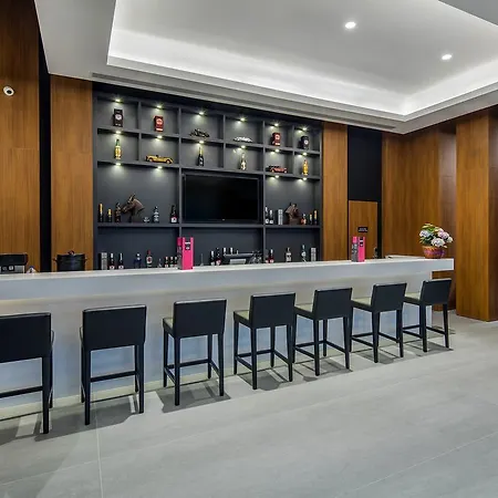 Hampton By Hilton Izmir