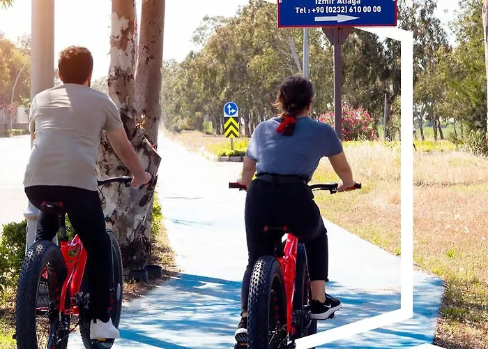 Hotel Hampton By Hilton Izmir