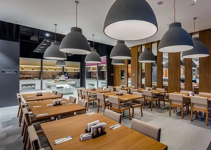 Otel Hampton By Hilton Izmir