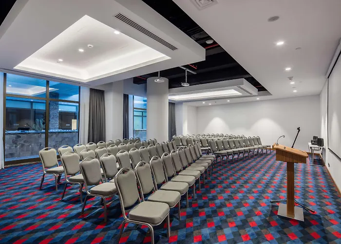 Hampton By Hilton Izmir