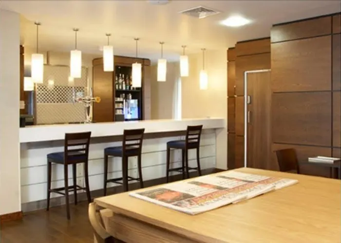 Hampton By Hilton Izmir Otel