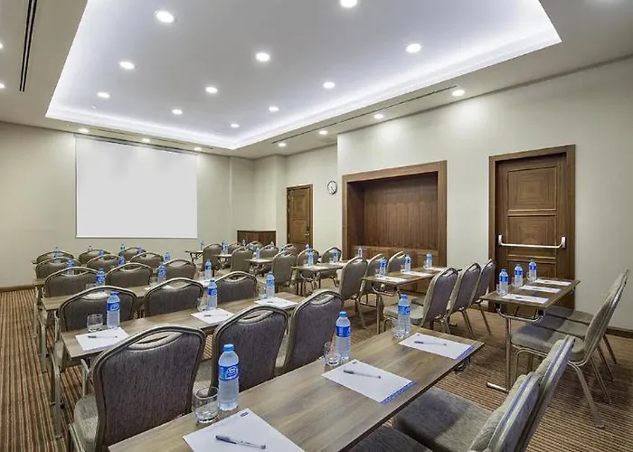 Hampton By Hilton Izmir