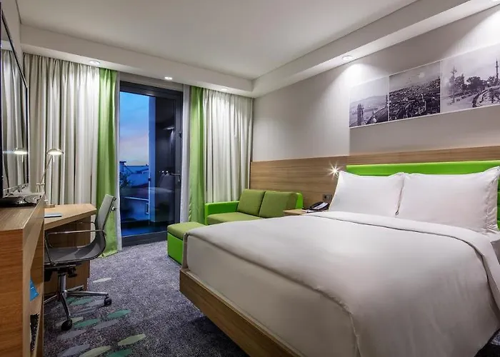 Otel Hampton By Hilton Izmir