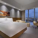 Ξενοδοχείο Hampton By Hilton Izmir 4*