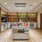 Hampton By Hilton Izmir Ξενοδοχείο 4*