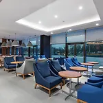Ξενοδοχείο Hampton By Hilton Izmir