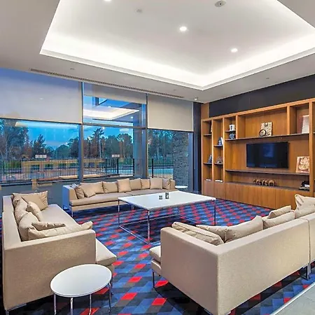 Hampton By Hilton Izmir Hotel