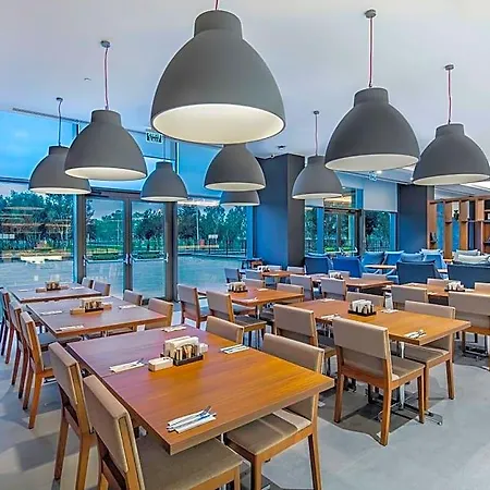 Hampton By Hilton Izmir Aliaga