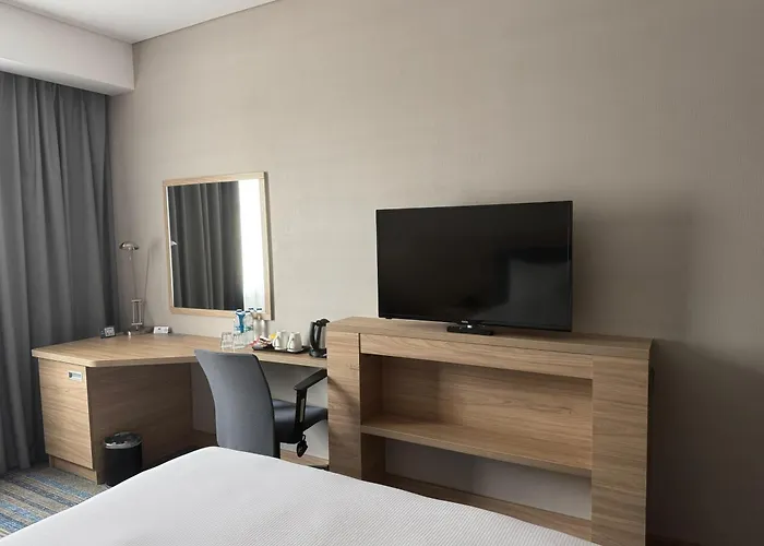 Hotel Hampton By Hilton Izmir