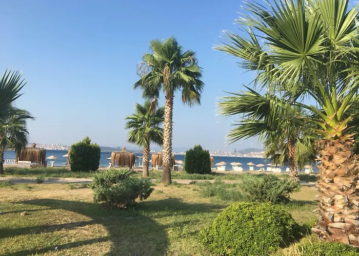 Hotel Hampton By Hilton Izmir