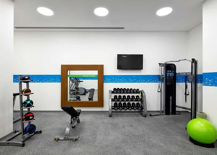 Hampton By Hilton Izmir Hotel